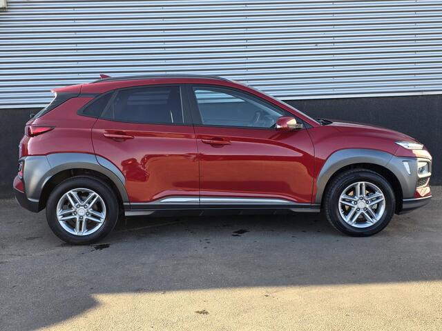 Hyundai Kona 1.0 T-GDI Fashion Navigatie, Dodehoekdetectie, Privacy glass, HUD, Cruise control, Smart Key