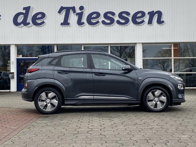 Hyundai Kona EV Comfort 64 kWh SOH 100%, Camera, Navi, Rijklaar met beurt & garantie!