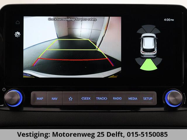 Hyundai Kona PRIMIUM EV 64 KWH 1e EIG ACCU 92% GARANTIE 10-2030 BEREIK 466 KM ! LEDER. STUUR/STOEL VERWARMING.DODE HOEK DETECTIE