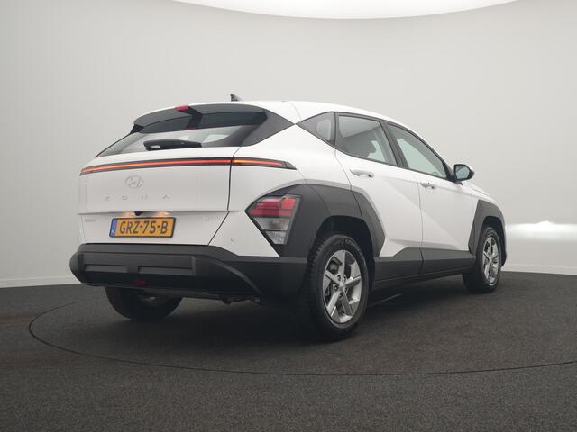Hyundai Kona 1.6 GDI HEV Comfort - RIJKLAARPRIJS - All Seasonbanden - Achteruitrijcamera - Adaptive Cruise Control - Apple Carplay - Android Auto - Dealeronderhouden