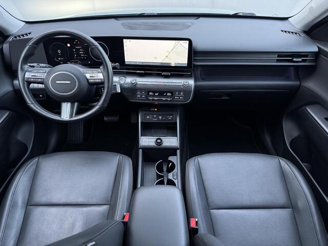 Hyundai Kona 1.6 GDI HEV Premium Automaat / Fabrieksgarantie tot 03-2029 / BOSE / Stuur & Stoelverwarming / 360 Camera / Elektrisch verstelbare voorstoelen / Stoelventilatie voor / Apple Carplay & Android Auto /