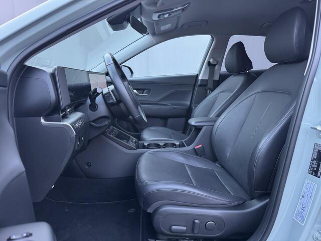 Hyundai Kona 1.6 GDI HEV Premium Automaat / Fabrieksgarantie tot 03-2029 / BOSE / Stuur & Stoelverwarming / 360 Camera / Elektrisch verstelbare voorstoelen / Stoelventilatie voor / Apple Carplay & Android Auto /