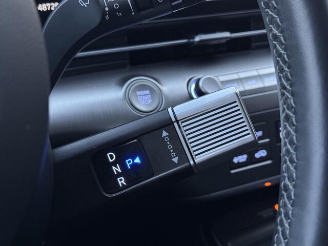 Hyundai Kona 1.6 GDI HEV Premium Automaat / Fabrieksgarantie tot 03-2029 / BOSE / Stuur & Stoelverwarming / 360 Camera / Elektrisch verstelbare voorstoelen / Stoelventilatie voor / Apple Carplay & Android Auto /