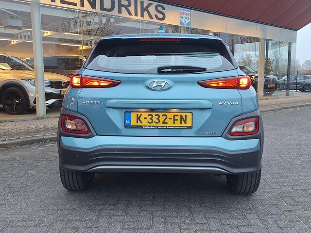 Hyundai Kona EV Comfort 64 kWh | 3 Fase | Warmtepomp | Navi | Adaptive CC | Climate | occasion