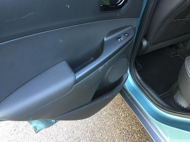 Hyundai Kona 1.6 GDI HEV Premium Bj2019 airco leder apk september2027