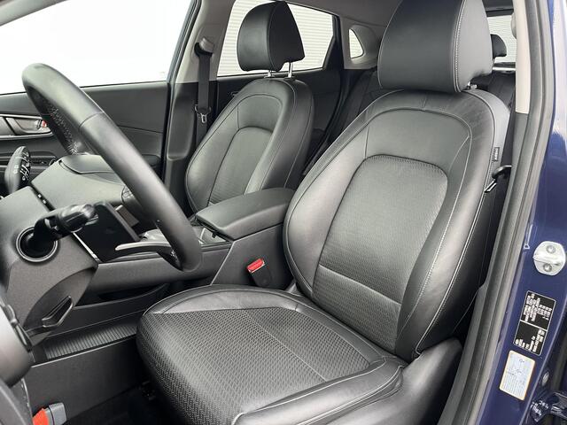 Hyundai Kona EV Limited 64 kWh / Trekhaak / Cruise control adaptief met Stop&Go en stuurhulp / Achterbank verwarmd /