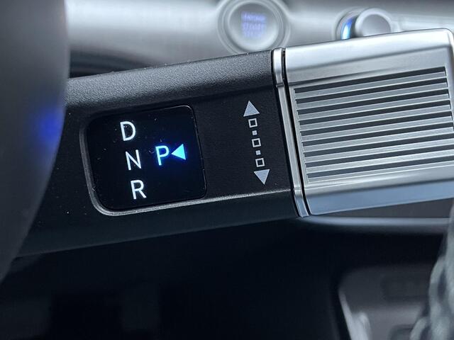 Hyundai Kona 1.6 GDI HEV Premium / Navigatie / Apple Carplay/Android Auto / Stoelen en stuurwiel verwarmd (Voor & achter) / Lederen bekleding /