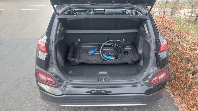 Hyundai Kona EV Comfort 64 kWh CLIMA/NAVI BJ 2020