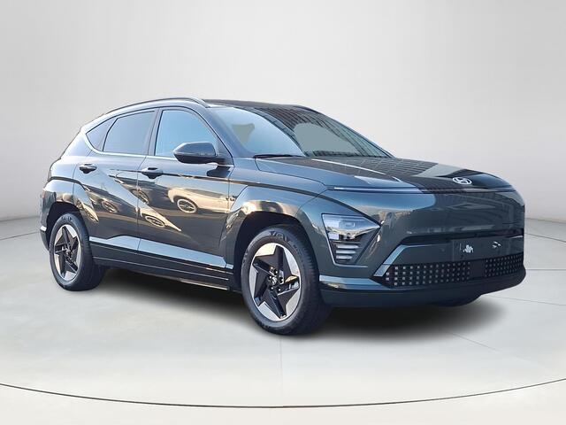 Hyundai Kona Electric Comfort Smart 65.4 kWh | Apple Carplay/Android Auto | Stoel/stuurverwarming | Elektrische achterklep | Climate control | Adaptief Cruise Control | Head-up display |