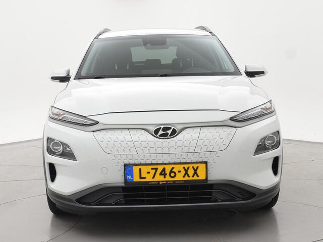 Hyundai Kona 64 kWh 204 PK AUT. + CAMERA | APPLE CARPLAY | STUURVERW. | STOELVERW. | LED | BTW AUTO