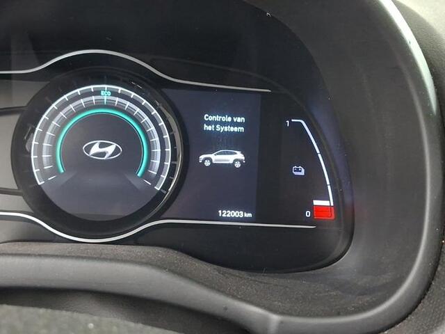 Hyundai Kona Aut. EV Comfort 64kWh | Navi | LMV |