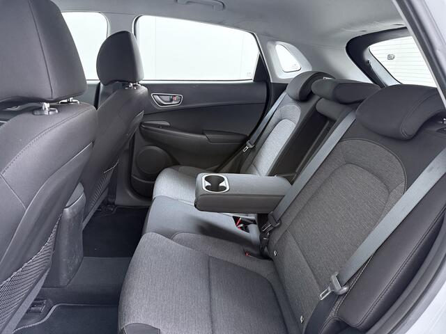 Hyundai Kona EV 64kWh SOH 94% Warmtepomp Adap.Cruise Apple Carplay Android Auto Krell®-Hifi Navi Ecc Camera Comfort Blind Spot Lane Assist Keyless Isofix DAB Led