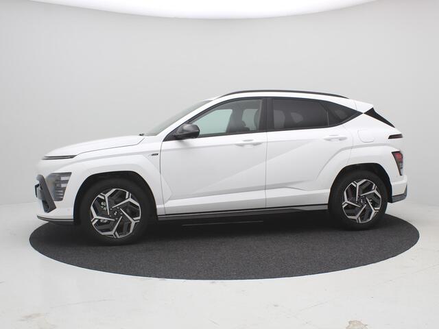 Hyundai Kona 1.6 GDI HEV N Line / ¤2500,- Voordeel / Rijklaarprijs / Modeljaar 2026 / Navigatie / Apple & Android auto / Stuurverwarming / Stoelverwarming Voor + Achter /