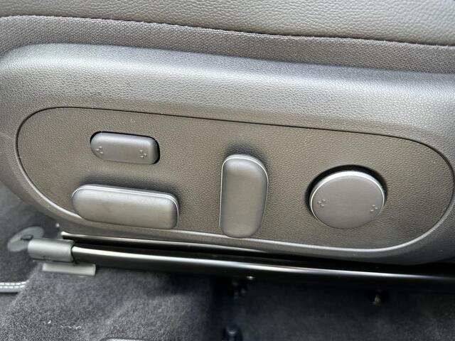 Hyundai Kona 1.6 GDI HEV Premium | Apple Carplay / Android Auto | Stoel Geheugen | Stoel / Stuur Verwarming | Elektrische Achterklep | Uit Voorraad Leverbaar |