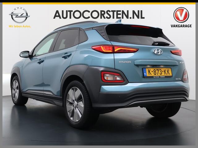 Hyundai Kona EV 64kWh SOH 100% Fase 3 Warmtepomp Leder Schuif-/kanteldak Head-Up Display Adap.Cruise Apple Carplay Android Auto Navi Ecc Camera Pdc Krell®-Audio Limited Keyless Stoelverwarming/Koeling Stuurverwarming Elek.Stoelen Blind Spot Monitoring Lane Assist DAB 