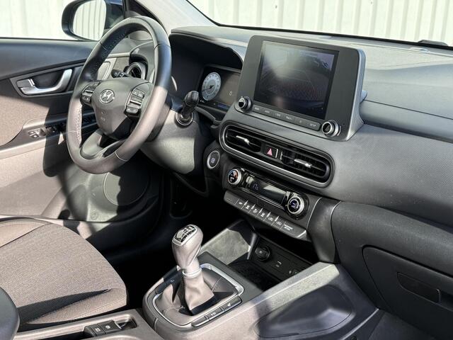 Hyundai Kona 1.0 T-GDI Fashion / Apple CarPlay/Android Auto / Achteruitrijcamera / 18" Lichtmetalen velgen / Stoel/Stuurverwarming / Keyless Entry&Start / Dodehoekdetectie / Full LED verlichting / Draadloze telefoonlader /