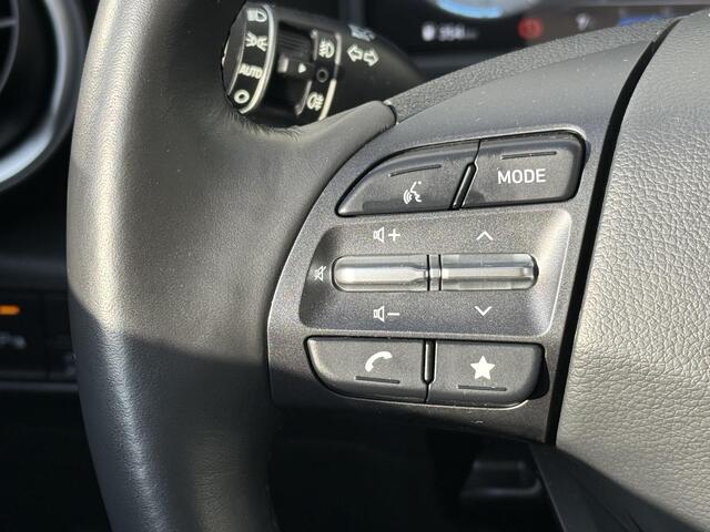 Hyundai Kona 1.0 T-GDI Fashion / Apple CarPlay/Android Auto / Achteruitrijcamera / 18" Lichtmetalen velgen / Stoel/Stuurverwarming / Keyless Entry&Start / Dodehoekdetectie / Full LED verlichting / Draadloze telefoonlader /