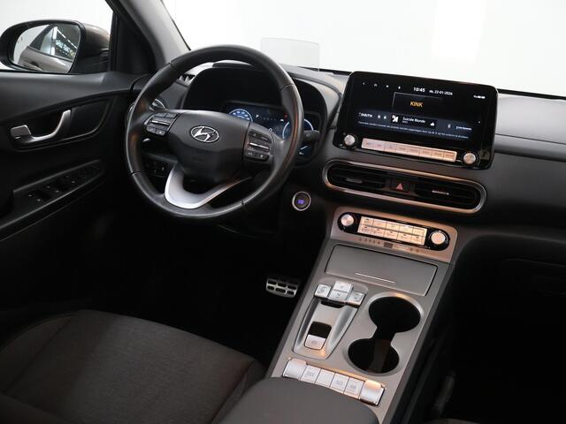 Hyundai Kona EV Fashion 39 kWh | SOH 98% | Adaptieve Cruise Control | LED | Camera | DAB | Keyless Entry/Go | HUD | Warmtepomp | Dodehoek detectie |