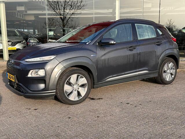 Hyundai Kona EV Comfort 64 kWh | SOH: 96,4% | 3 Fase |Warmtepomp | Navi | Adaptive CC | Climate |