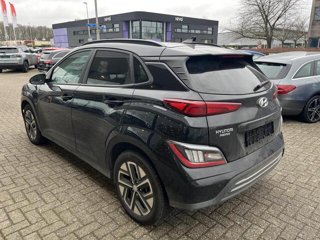 Hyundai Kona Electric Comfort 64 kWh | Stoelverwarming | Camera | Audio-navigatiesysteem | Automatische airconditioning