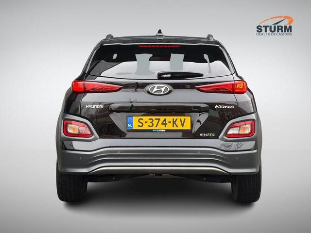Hyundai Kona EV Premium 64 kWh SoH 96% incl. Trekhaak!