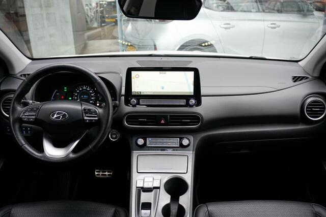 Hyundai Kona EV Premium 64 kWh + LEDER / DODEHOEK / STUURWIEL VERWARMING