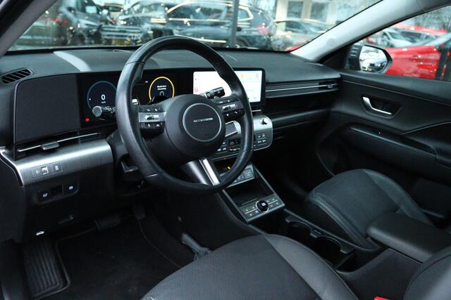 Hyundai Kona ELECTRIC PREMIUM 65.4 kWh | LEDER | TREKHAAK | HUD | 360 CAMERA | MEMORY | ADAPTIVE CRUISE | STOEL- STUURVERW. | CARPLAY