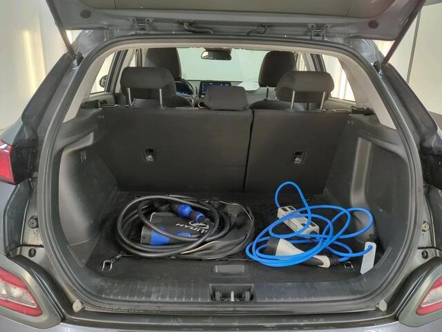 Hyundai Kona EV Fashion 64 kWh NL-AUTO | SOH 100% | NAVI | CAMERA