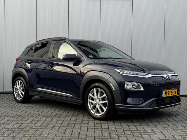 Hyundai Kona EV Fashion 64 kWh / SOH 100% / NL Auto / Winter-Zomerset / Head up Display / Dodehoek detectie /