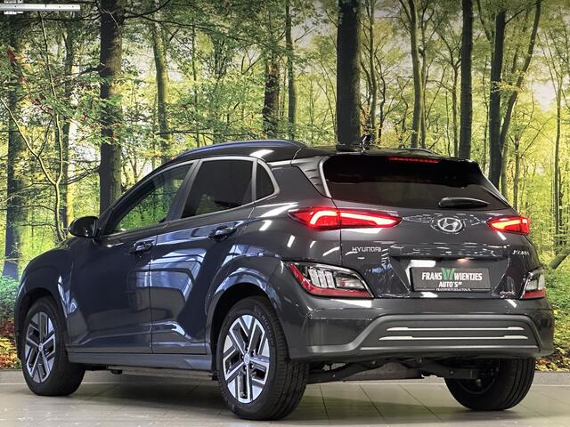 Hyundai Kona EV Comfort Smart 39 kWh | SOH 100% | Parkeersensoren | Cruise Control | Achteruitrijcamera | Apple Carplay | Android Auto | Stoel/Stuurverwarming | Keyless | DAB | Airconditioning