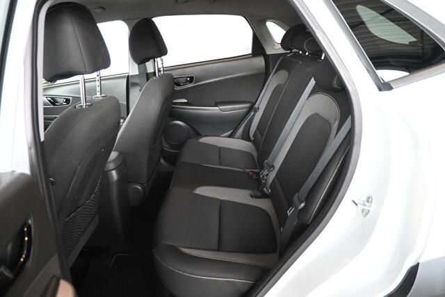 Hyundai Kona 1.6 GDI HEV Fashion Automaat Navigatie Carplay Head Up Goed Onderhouden! Inruil Mogelijk!