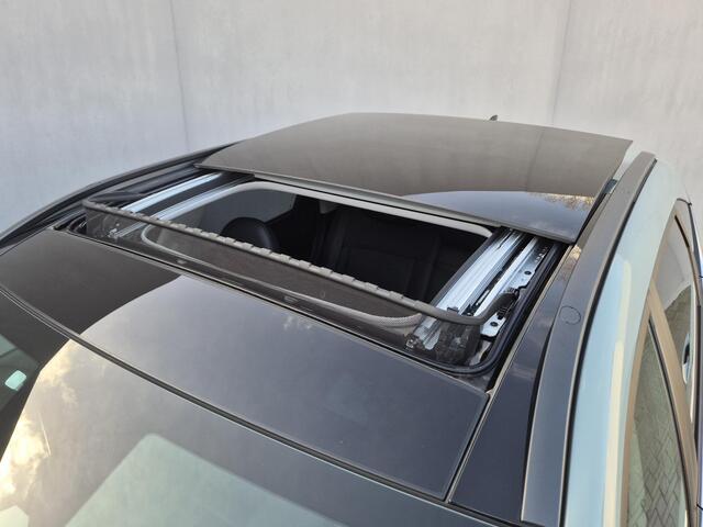 Hyundai Kona 1.6 GDI HEV Premium Sky Automaat / Dealer onderhouden / Fabrieksgarantie tot 11-2028 / Glazen schuif- en kanteldak / Elektrische achterklep / Stuur-, Stoel & Achterbank verwarming / Bose Audio Systeem / Adaptief cruise control /