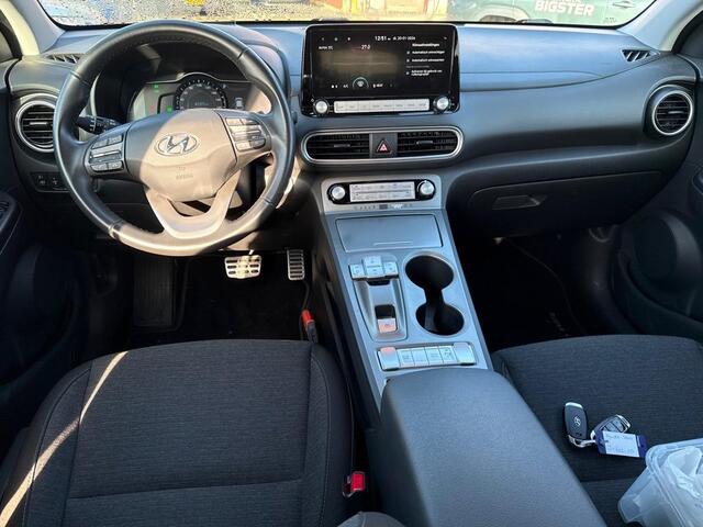 Hyundai Kona Aut. EV Fashion 64 kWh | Navi | Camera |