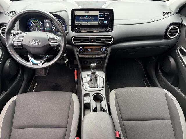 Hyundai Kona 1.6 GDI HEV Comfort / Trekhaak ( 1300 KG Trekgewicht) / Navigatie / Adaptieve Cruise Control / Achteruitrijcamera / Apple Carplay / Android Auto / Krell Geluidsinstallatie / NAP Logisch