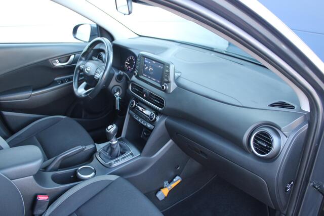 Hyundai Kona 1.0T-GDI 120pk Comfort Airco Navi Camera Carplay Trekhaak Dealer onderhouden