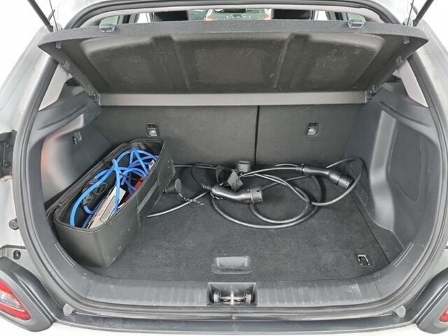 Hyundai Kona EV Limited 64 kWh 2e-Eig. & Dealer-Onderh. BOVAG-Garantie. NL-Auto.