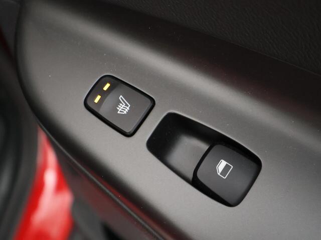 Hyundai Kona EV PREMIUM SKY 64 KWH + SCHUIFDAK | LEDER | STOELVENTILATIE | STUURVERW. | STOELVERW.