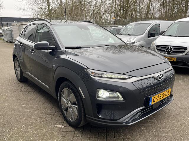 Hyundai Kona EV Premium 64 kWh | | Leder | Stoel verwarming | Camera |