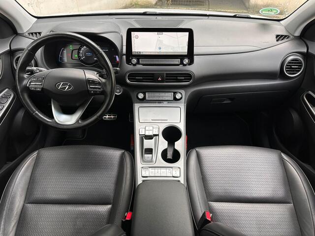 Hyundai Kona EV Premium 64 kWh | SOH: 93,5% | Leder | HUD | Blindspot | Adaptive CC | LED |