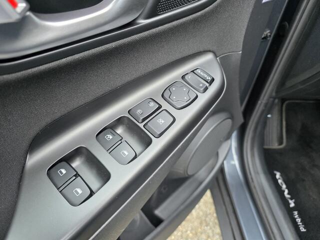 Hyundai Kona 1.6 GDI HEV FASHION HEAD-UP, 18LM, TREKHAAK, STOEL+ STUURVERWARMING