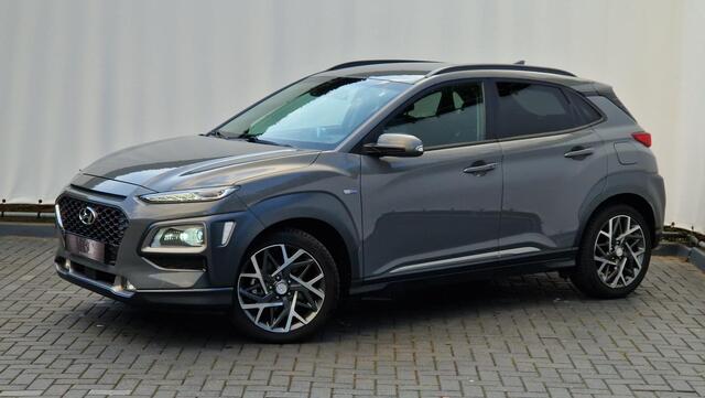 Hyundai Kona 1.6 GDI HEV Premium in prachtige staat en met zeer veel opties.