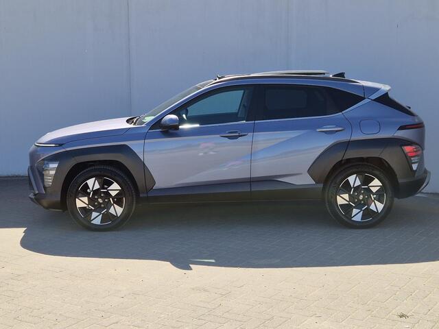 Hyundai Kona 1.6 GDi HEV Premium Sky Automaat / Zo goed als nieuw! / Sensation Pack / Trekgewicht 1.300 kg / Stuur- en Stoelverwarming / Stoelventilatie voor / / Elektrische achterklep / Apple Carplay Android Auto / BOSE Audisysteem /