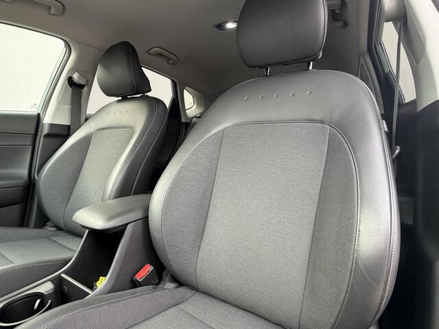 Hyundai Kona 1.6 GDI HEV Comfort Smart / Fabrieks Garantie tot 1-2030 / Stoel & Stuurwiel Verwarming / Adaptieve Cruise / Navigatie / Dodehoek Detectie / Camera / Parkeersensoren / Apple Carplay & Android Auto /