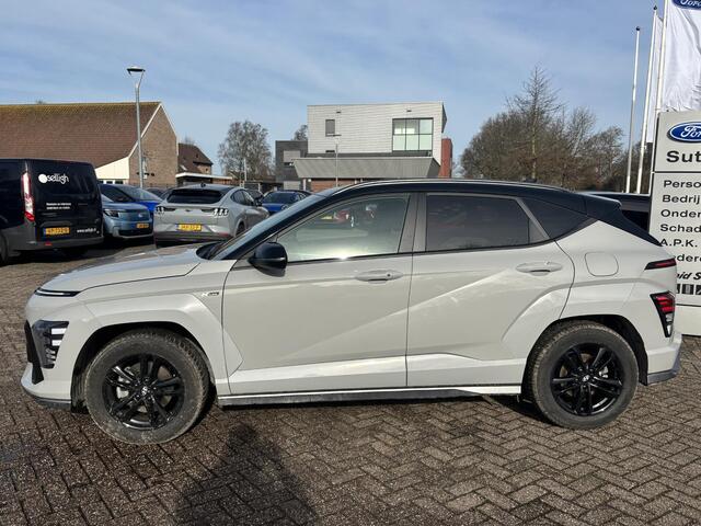 Hyundai Kona 1.6 T-GDI N Line | SCI | 199pk versie! | Uniek in NL | Stoelverwarming | Adaptive Cruise Control | Elektrsich verstelbare stoelen | Dealer odnerhou