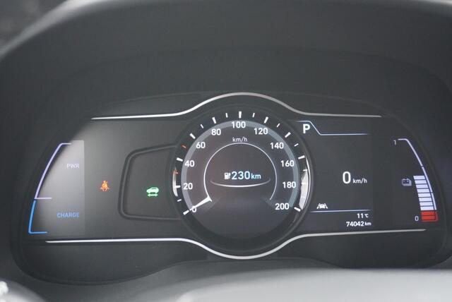 Hyundai Kona EV Fashion 64 kWh 100% SoH | Head-up | CarPlay | Clima | Camera