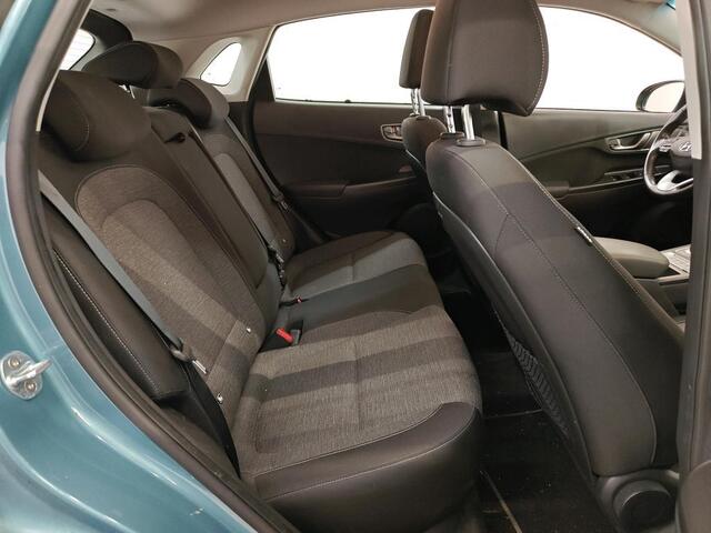Hyundai Kona EV Comfort 64 kWh NL-AUTO | SOH 100% | NAVI