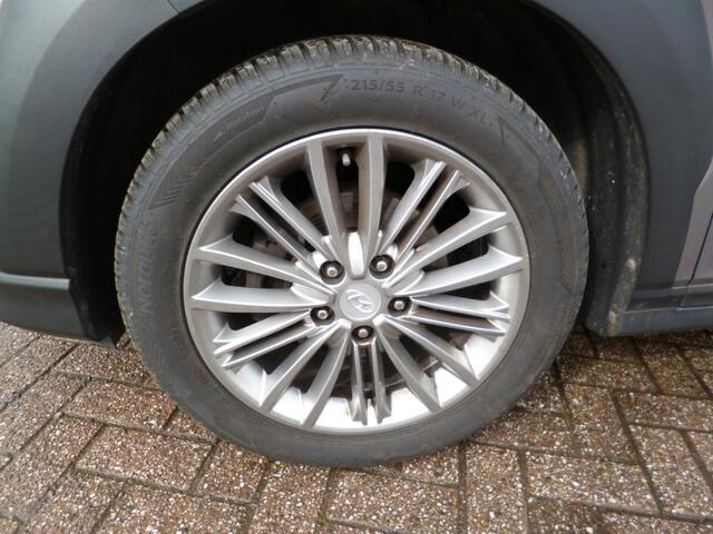 Hyundai Kona 1.0 T-GDI Premium 120 PK