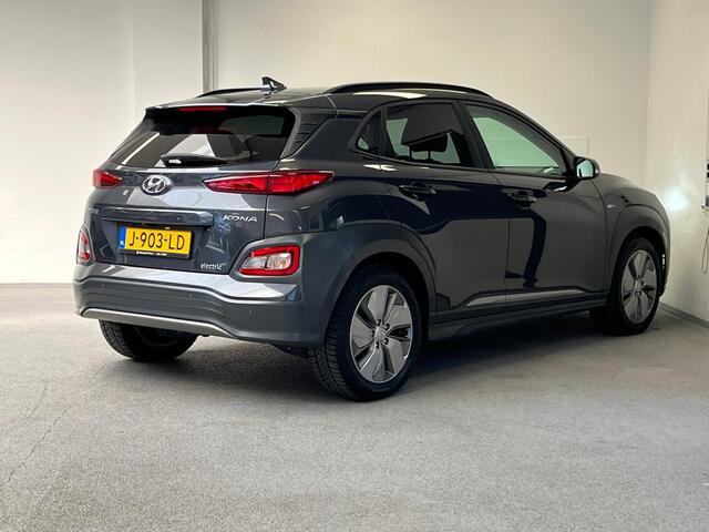 Hyundai Kona EV Premium 64 kWh | SCHUIFDAK | STOELKOELING | KRELL SOUND |