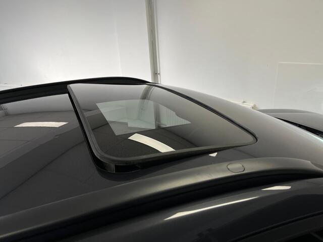 Hyundai Kona EV Premium 64 kWh | SCHUIFDAK | STOELKOELING | KRELL SOUND |