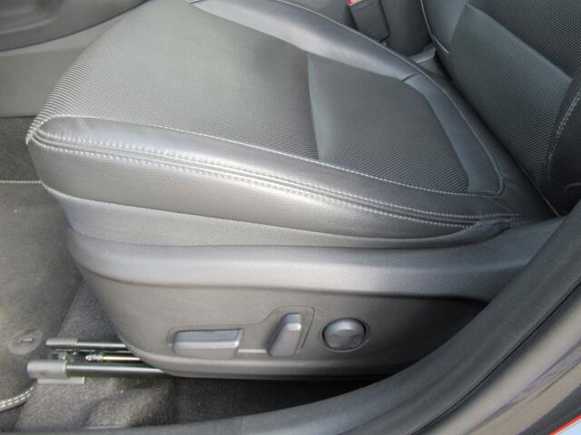 Hyundai Kona 1.6 GDI HEV Premium 1e eigen | dealer onderh | full option! | tr.haak